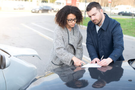 How Davis Law Group Car Accident and Personal Injury Lawyers Can Help You Recover Lost Wages After a Crash in Seattle